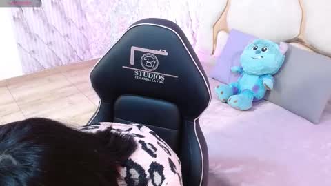 Snapshot of ivanna_tay1 chatting on 03-12-26, 03:23 ivanna_tay1 online show from 03-12-26, 03:23