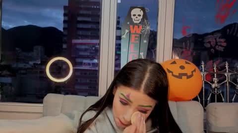 Ivanna West online show from 10-14-25, 10:38