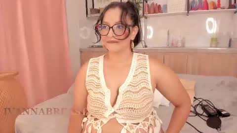 Ivannabreast online show from 06-25-26, 12:54