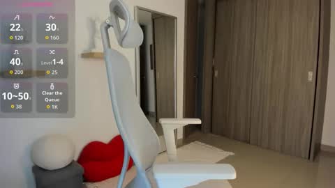 Snapshot of ivannasaenzcute chatting on 06-02-26, 11:40 Ivanna online show from 06-02-26, 11:40
