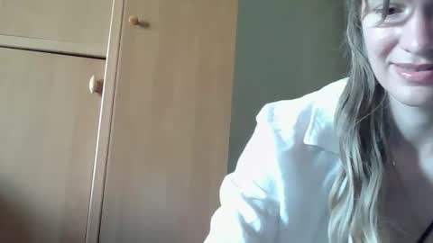Snapshot of ivetta911 chatting on 05-22-26, 07:15 ivetta911 online show from 05-22-26, 07:15