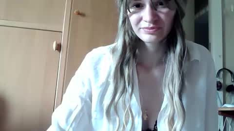Snapshot of ivetta911 chatting on 06-09-26, 10:16 ivetta911 online show from 06-09-26, 10:16