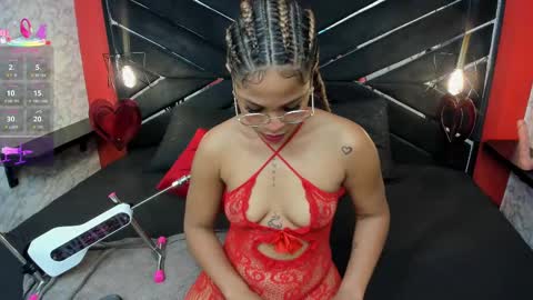 Snapshot of ivisbouncyass chatting on 09-23-25, 12:08 Ivis online show from 09-23-25, 12:08