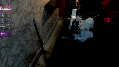 Ivis  online show from 12-15-25, 12:31