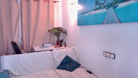 ivonneanddom online show from 11-19-25, 10:48