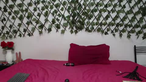 iivycarrter online show from 06-17-26, 03:31