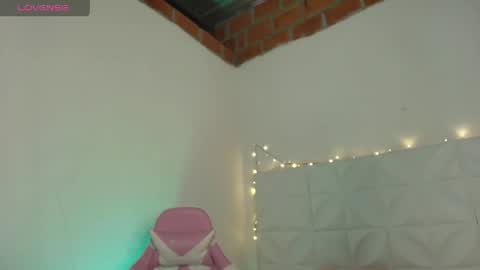 Snapshot of ivonnygoldie chatting on 04-07-26, 09:15 Ivonny online show from 04-07-26, 09:15