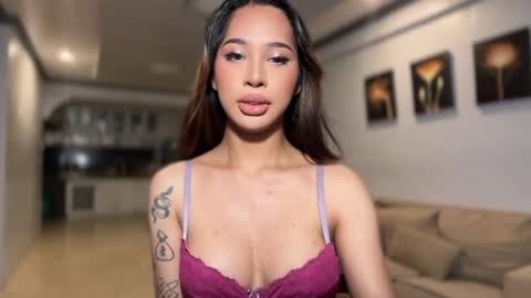 Snapshot of ivorycollins chatting on 05-05-26, 01:24 kirstenelsie online show from 05-05-26, 01:24