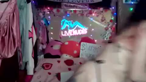 ivorytrixx online show from 07-13-26, 02:47