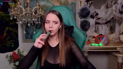 ivorywood_ online show from 11-01-25, 05:04