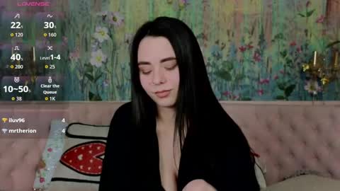 ivorywood_ online show from 04-19-26, 06:10