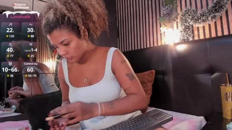 Snapshot of ivy_copper1 chatting on 12-23-24, 05:17 Ig ivycopper1 online show from 12-23-24, 05:17