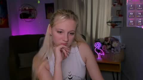 Snapshot of ivy_frost chatting on 07-17-26, 08:10 Ivy online show from 07-17-26, 08:10