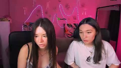Snapshot of ivy_frost chatting on 07-23-26, 12:14 Ivy online show from 07-23-26, 12:14
