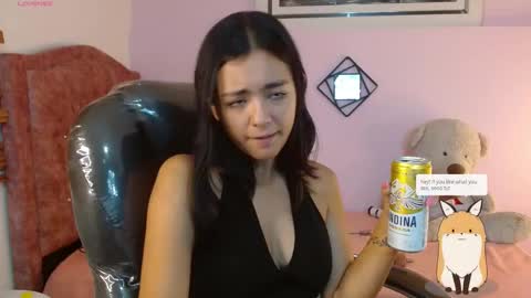 Snapshot of ivy_gail chatting on 03-01-25, 04:04  IVY online show from 03-01-25, 04:04