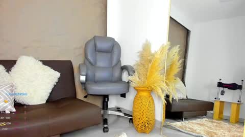 Daniela  online show from 12-11-24, 12:12