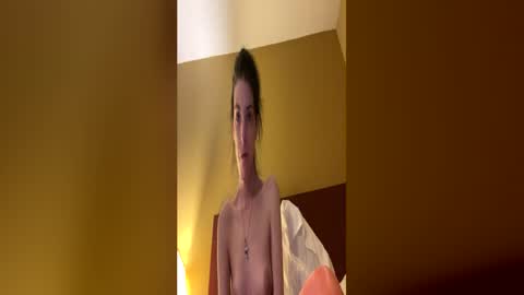 Snapshot of ivy_rose90 chatting on 06-03-26, 02:36 ivy_rose90 online show from 06-03-26, 02:36