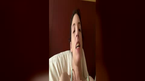 Snapshot of ivy_rose90 chatting on 06-07-26, 07:17 ivy_rose90 online show from 06-07-26, 07:17