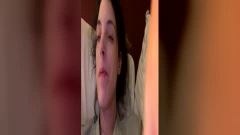 Snapshot of ivy_rose90 chatting on 06-08-26, 02:12 ivy_rose90 online show from 06-08-26, 02:12