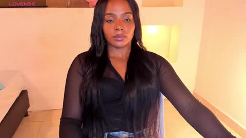 Snapshot of ivybliss8 chatting on 12-20-24, 03:21 i v y  b l i s s online show from 12-20-24, 03:21