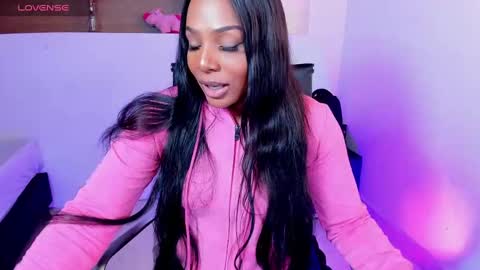 Snapshot of ivybliss8 chatting on 02-22-25, 12:08 i v y  b l i s s online show from 02-22-25, 12:08