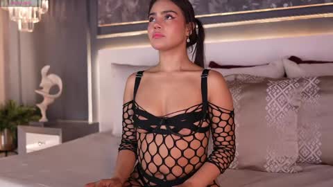 ivyellis online show from 03-23-26, 11:58