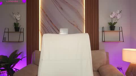 Ivy Grabes online show from 02-16-26, 06:59