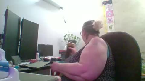 ivyjane3522 online show from 04-14-26, 10:38