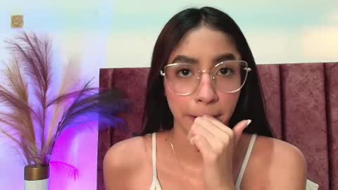 IvyJhonss online show from 09-17-25, 11:45