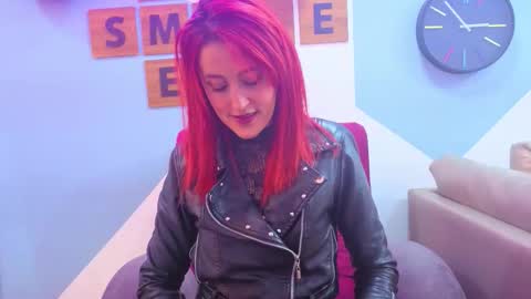 Snapshot of ivypoisson_ chatting on 12-01-25, 07:52 IvyPoisson online show from 12-01-25, 07:52