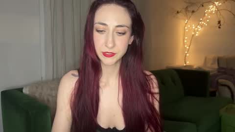 Ivy Rosie online show from 02-12-25, 02:14