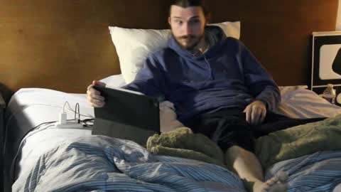 Snapshot of iwhitesmurf chatting on 11-29-25, 12:46 iwhitesmurf online show from 11-29-25, 12:46