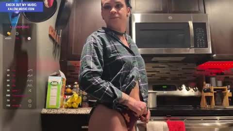 Muse hethey online show from 12-24-24, 11:00