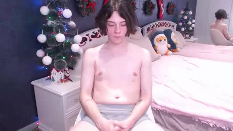 Maxim online show from 12-22-25, 10:12