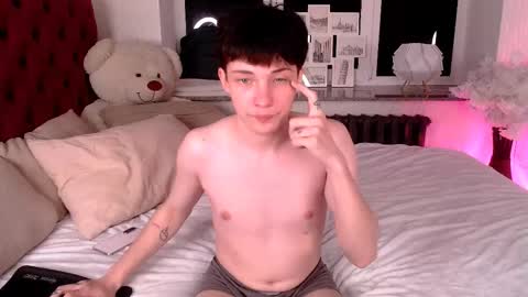 Maxim online show from 03-04-26, 12:38