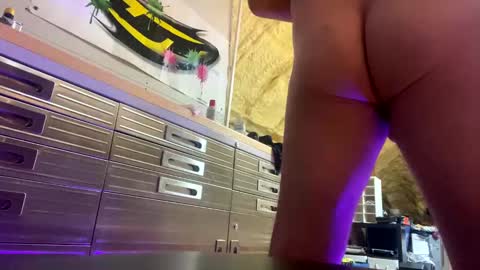 That  Guy  online show from 09-28-25, 03:45