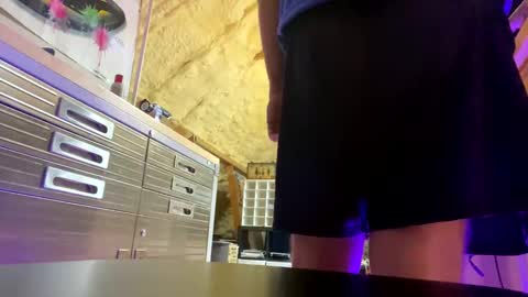 That  Guy  online show from 10-13-25, 04:12