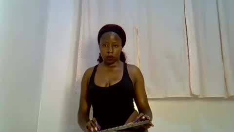 iynika online show from 07-23-26, 12:46