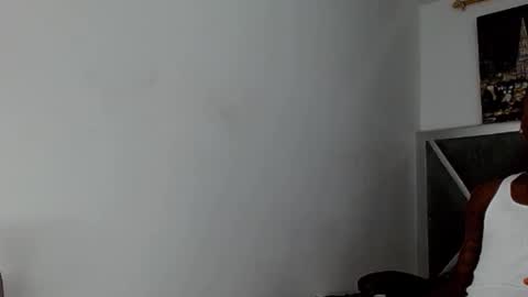 izan_ziratz online show from 03-12-25, 07:59