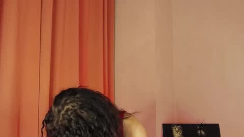 IZIE CARTER online show from 11-28-25, 10:56