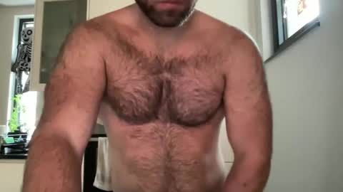 Snapshot of izylduur chatting on 10-14-25, 08:04 Izylduur online show from 10-14-25, 08:04