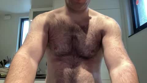 Snapshot of izylduur chatting on 01-14-26, 11:38 Izylduur online show from 01-14-26, 11:38