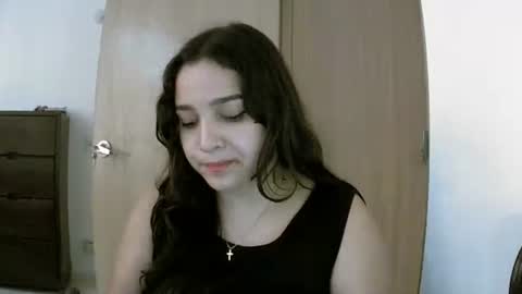izzy_32 online show from 02-18-26, 10:06