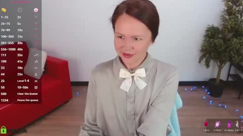 Queen of nylon  Victoria online show from 06-03-26, 05:21