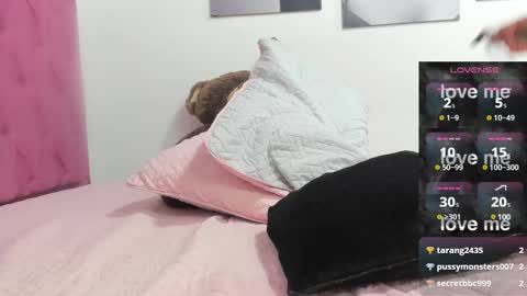 Snapshot of izzy_cum chatting on 03-02-25, 05:04 Izzy online show from 03-02-25, 05:04