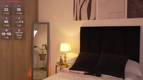 Izzy vega  online show from 03-24-26, 01:32