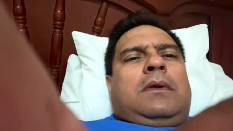 j0shua70 online show from 11-01-25, 05:15