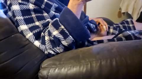 j1025402 online show from 11-16-25, 03:06