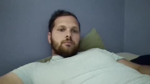 Snapshot of j4mes20022 chatting on 09-24-25, 05:49 j4mes20022 online show from 09-24-25, 05:49