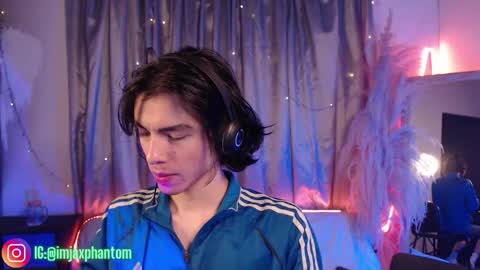 Hey im Jaxxxon check my info     online show from 09-09-25, 09:42